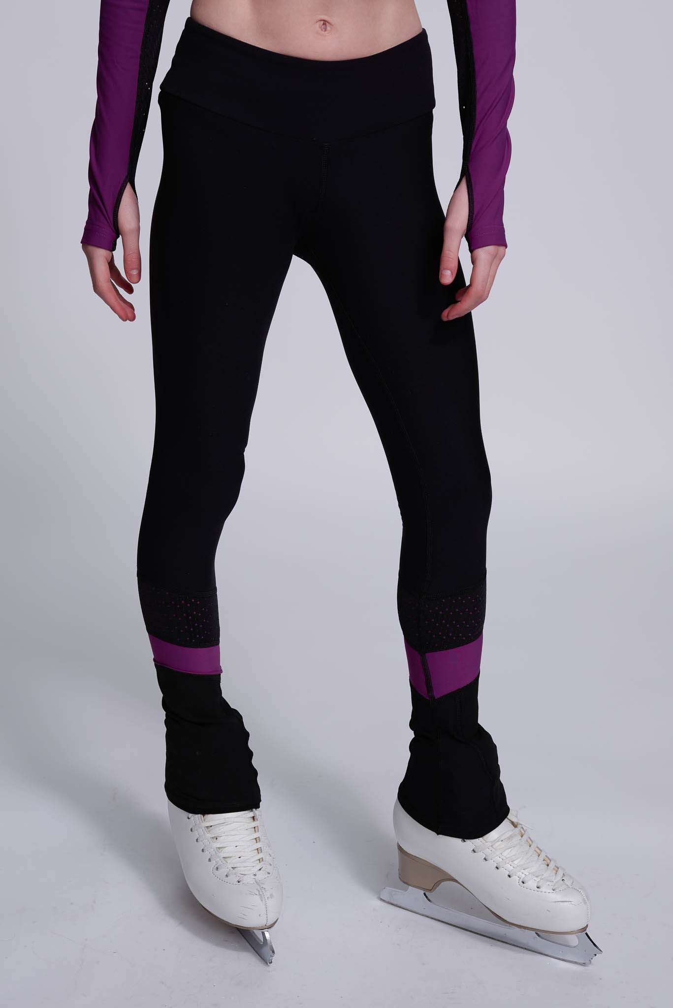 Desire Liukumattomat Leggingsit värissä Marja
