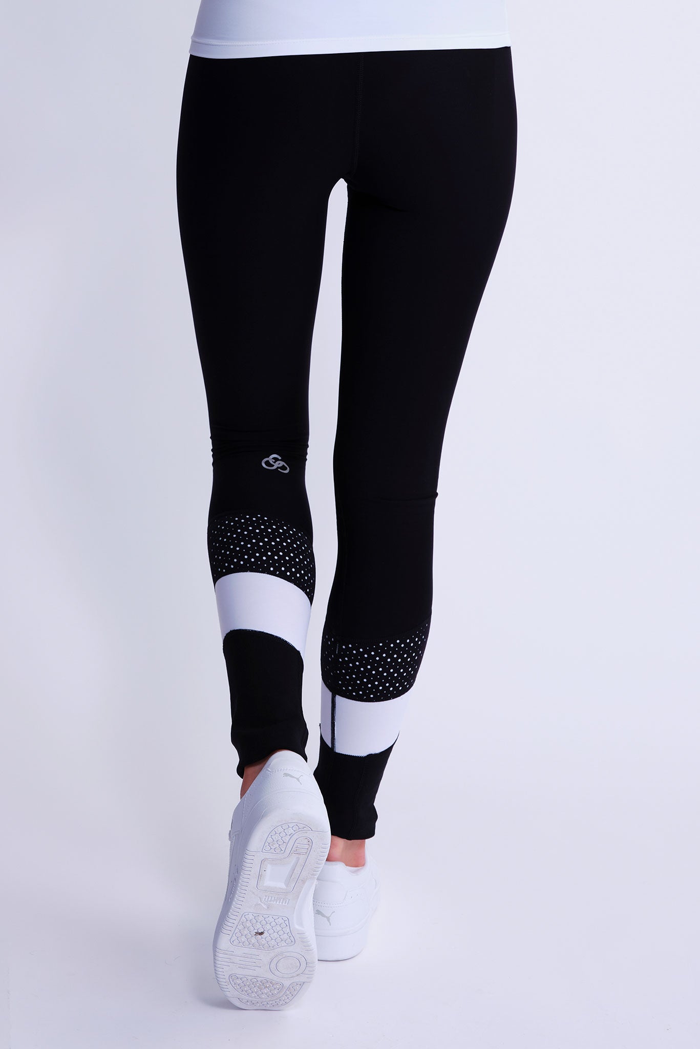 Desire Non-Slip Leggings in White