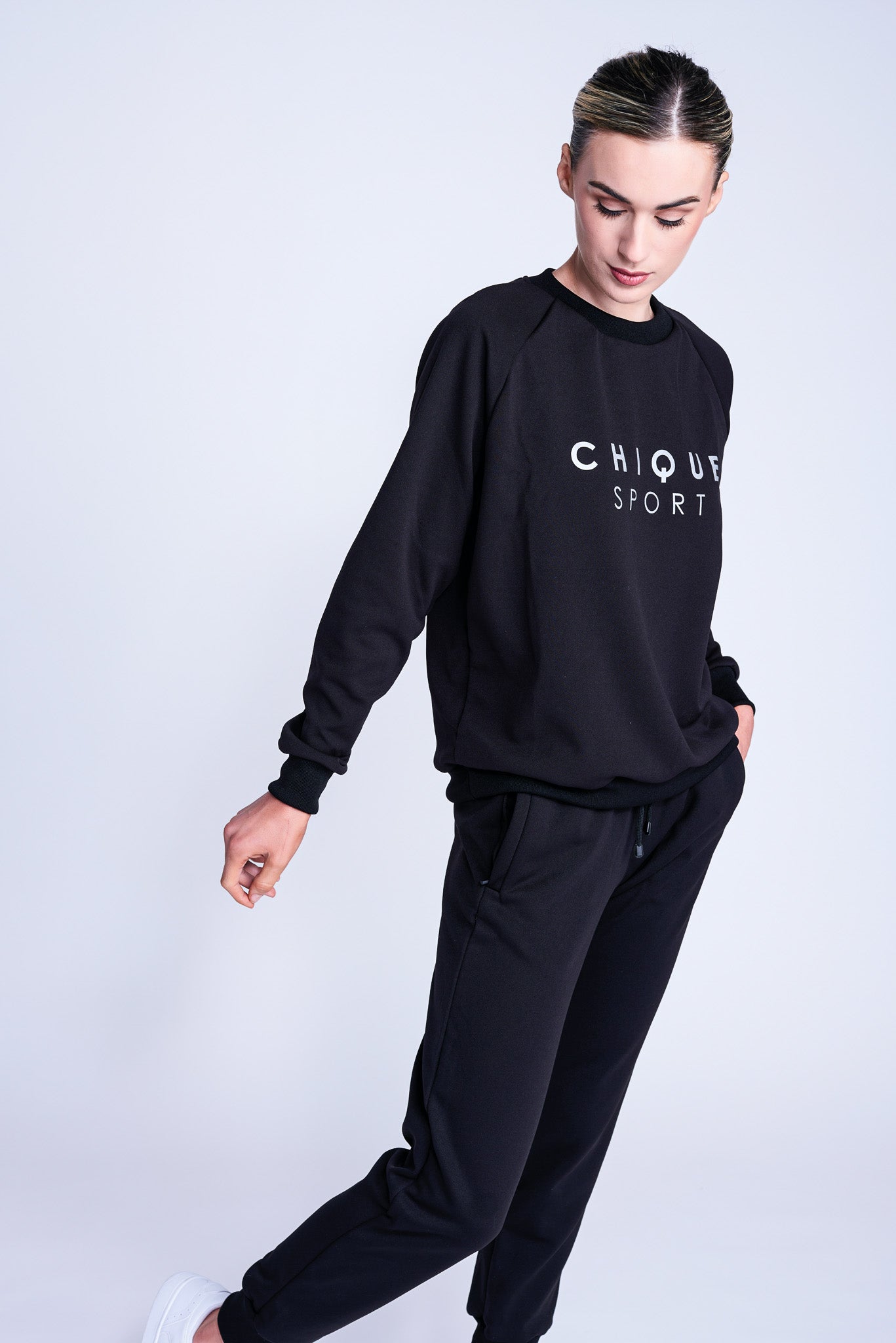 Fierce Offene Rücken Sweatshirt in Schwarz