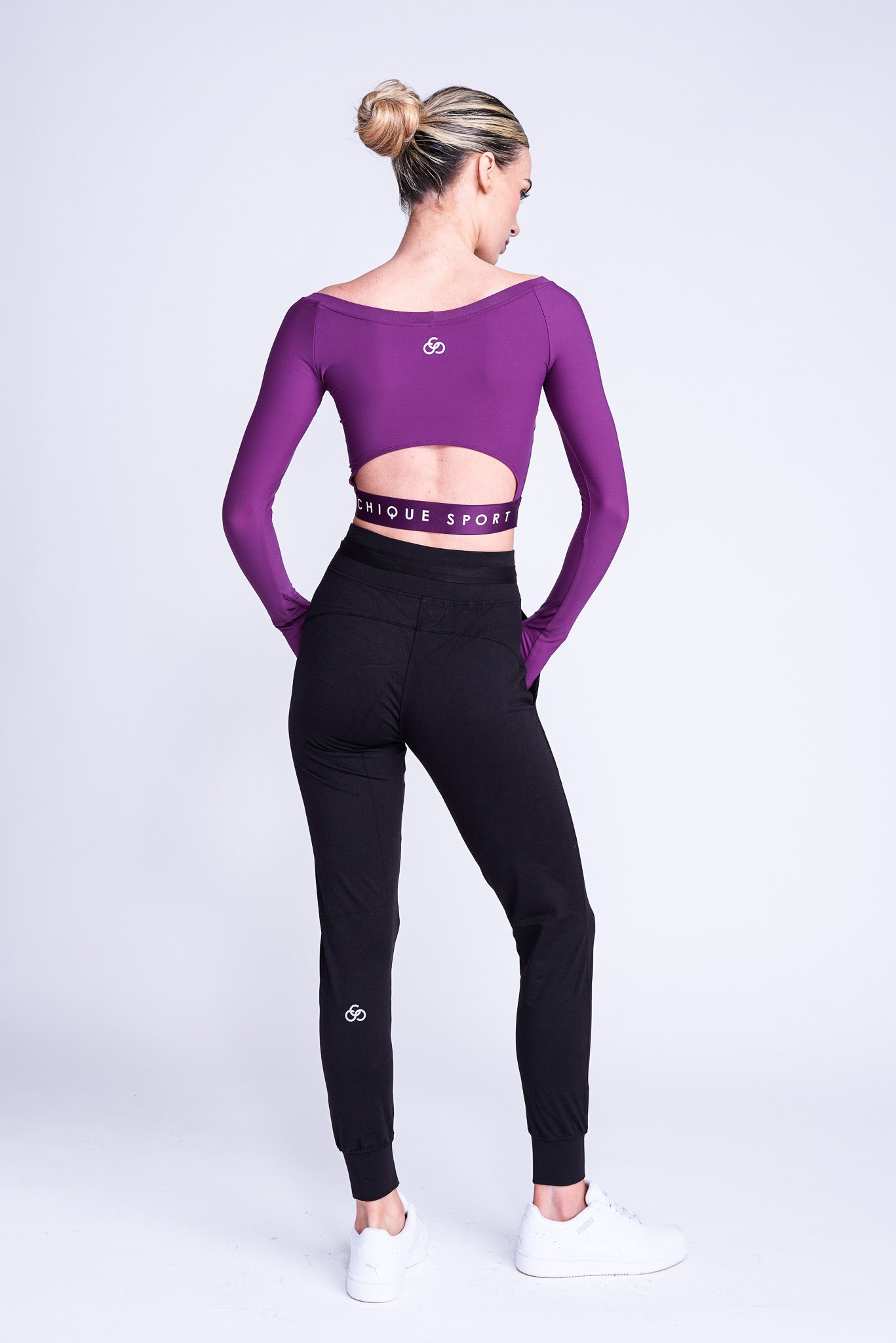 Empower Maglietta a maniche lunghe cropped in Bacca