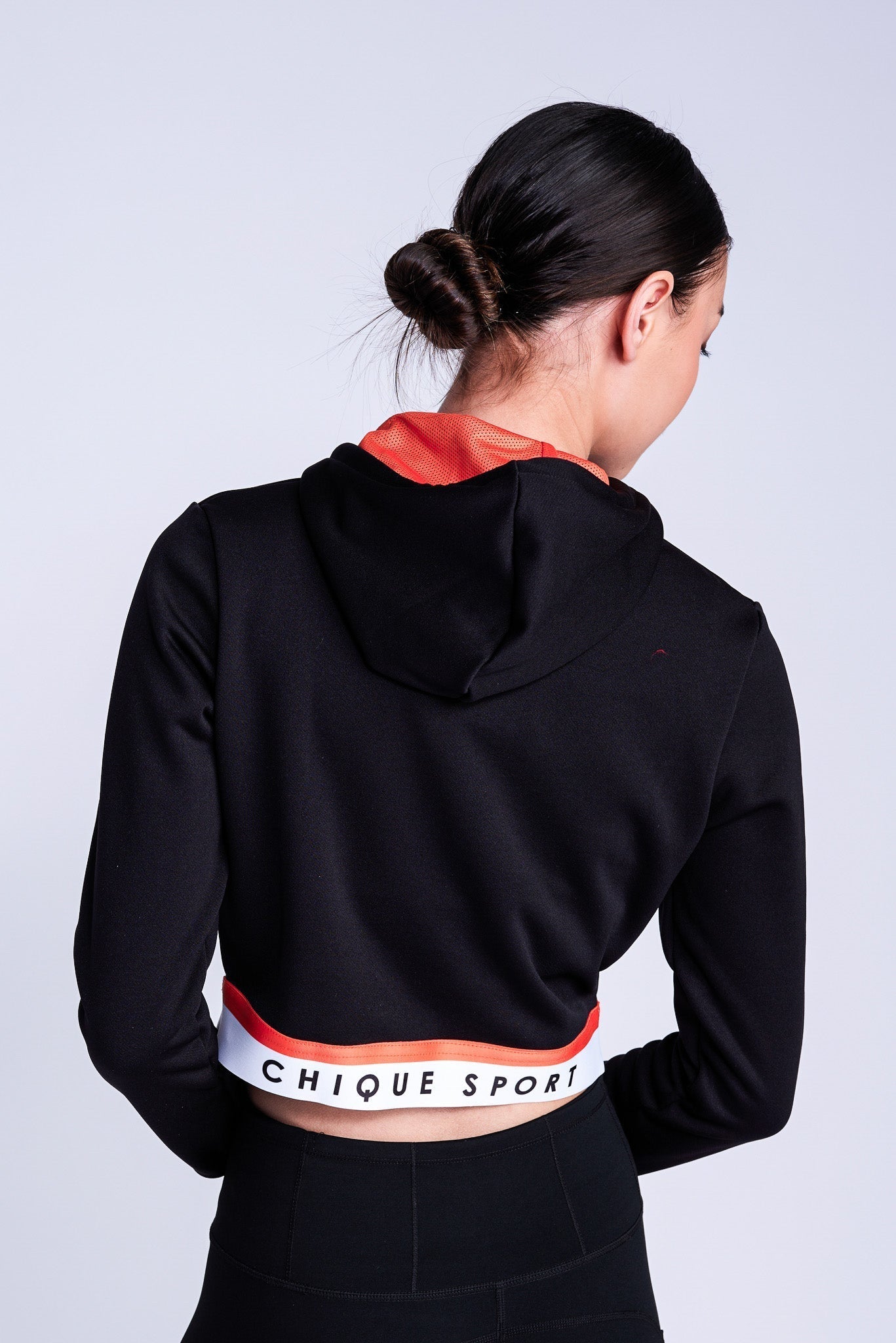 Fearless Crop Hoodie in Zwart en oranje