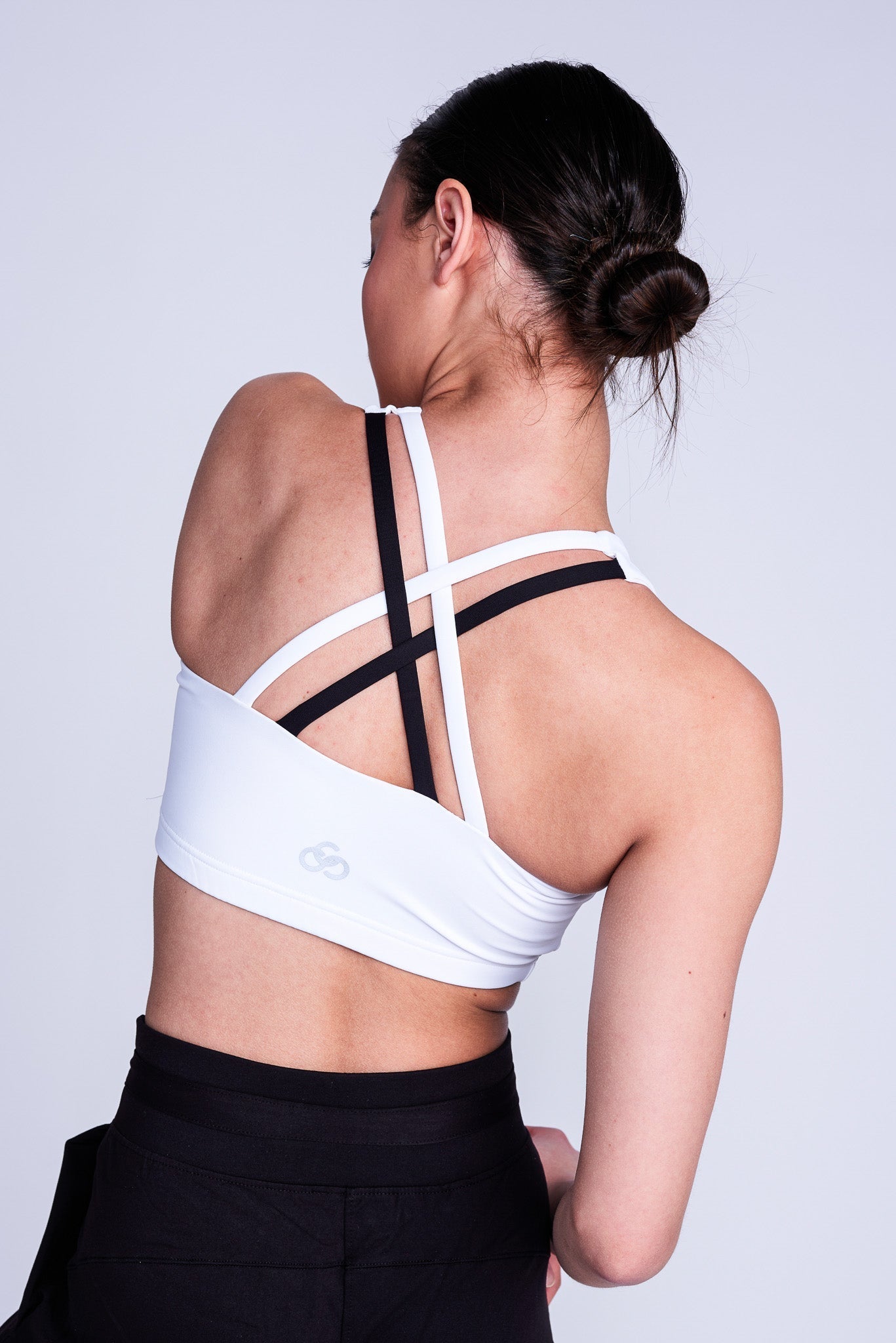 Strappy sports bra • Compare & find best prices today »