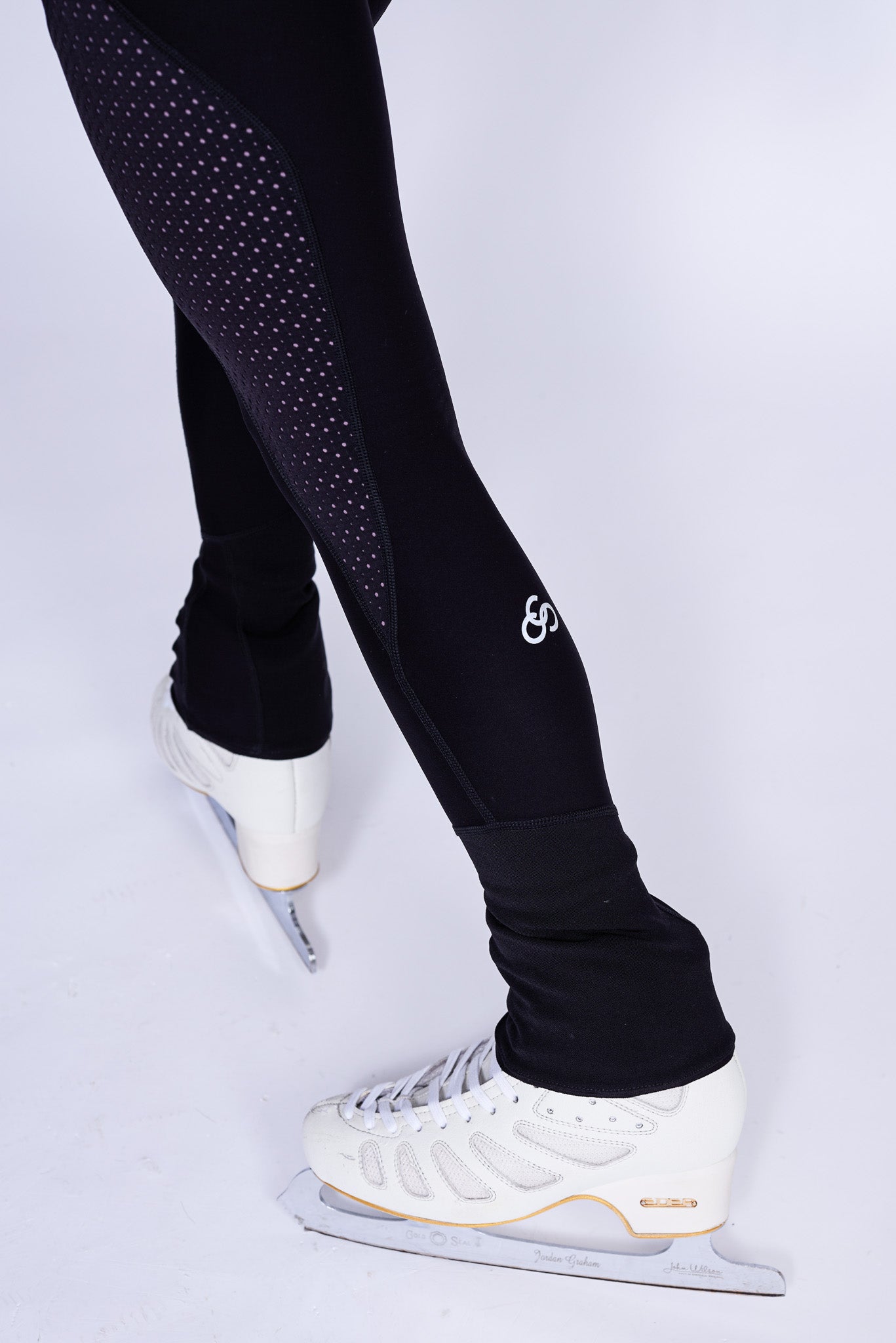 Empower Leggings On-Ice in Bacca