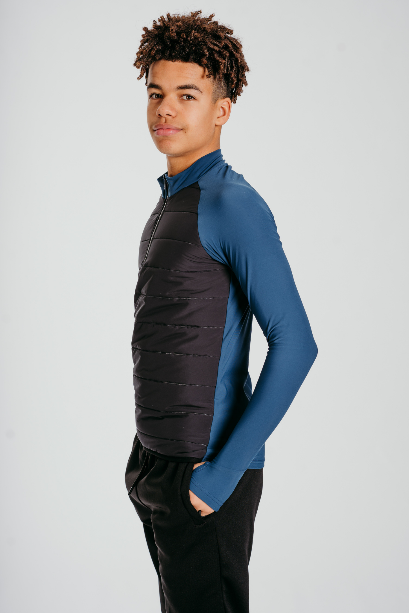 Empower Padded Half-zip Top Boys in Electric