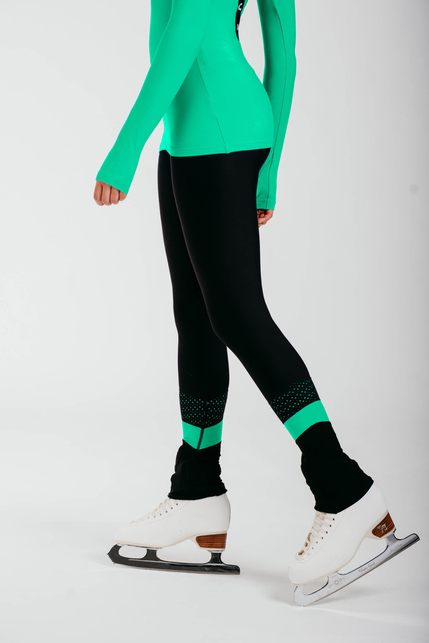 Desire Non-Slip Leggings in Ocean
