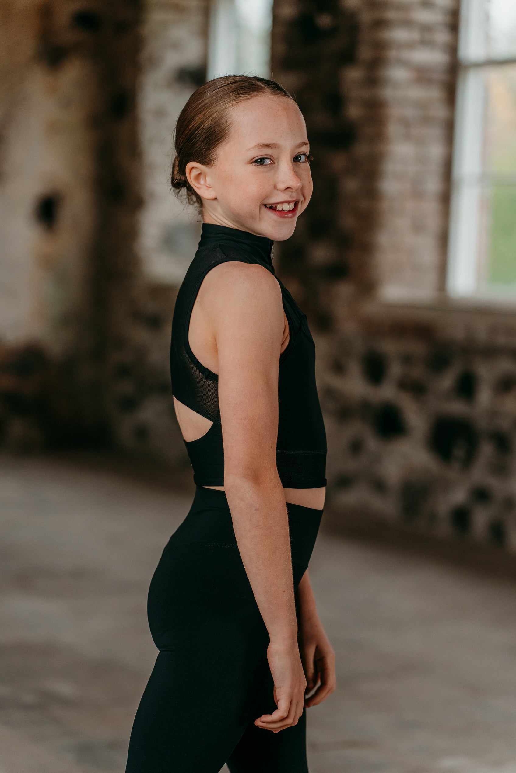 Girl's Figure Skating Crop Bra in Black | Chique Sport