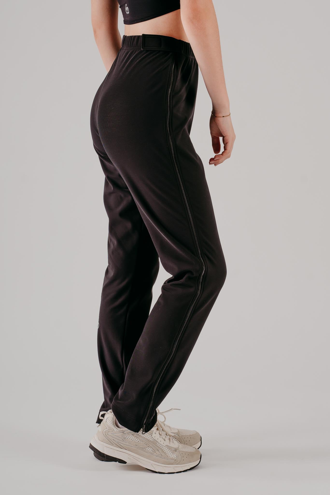 Phoenix Pantaloni con zip completa